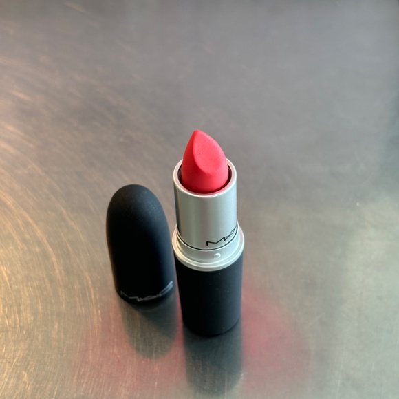 MAC Powder Kiss Lipstick Mandarin O - Picture 5 of 5